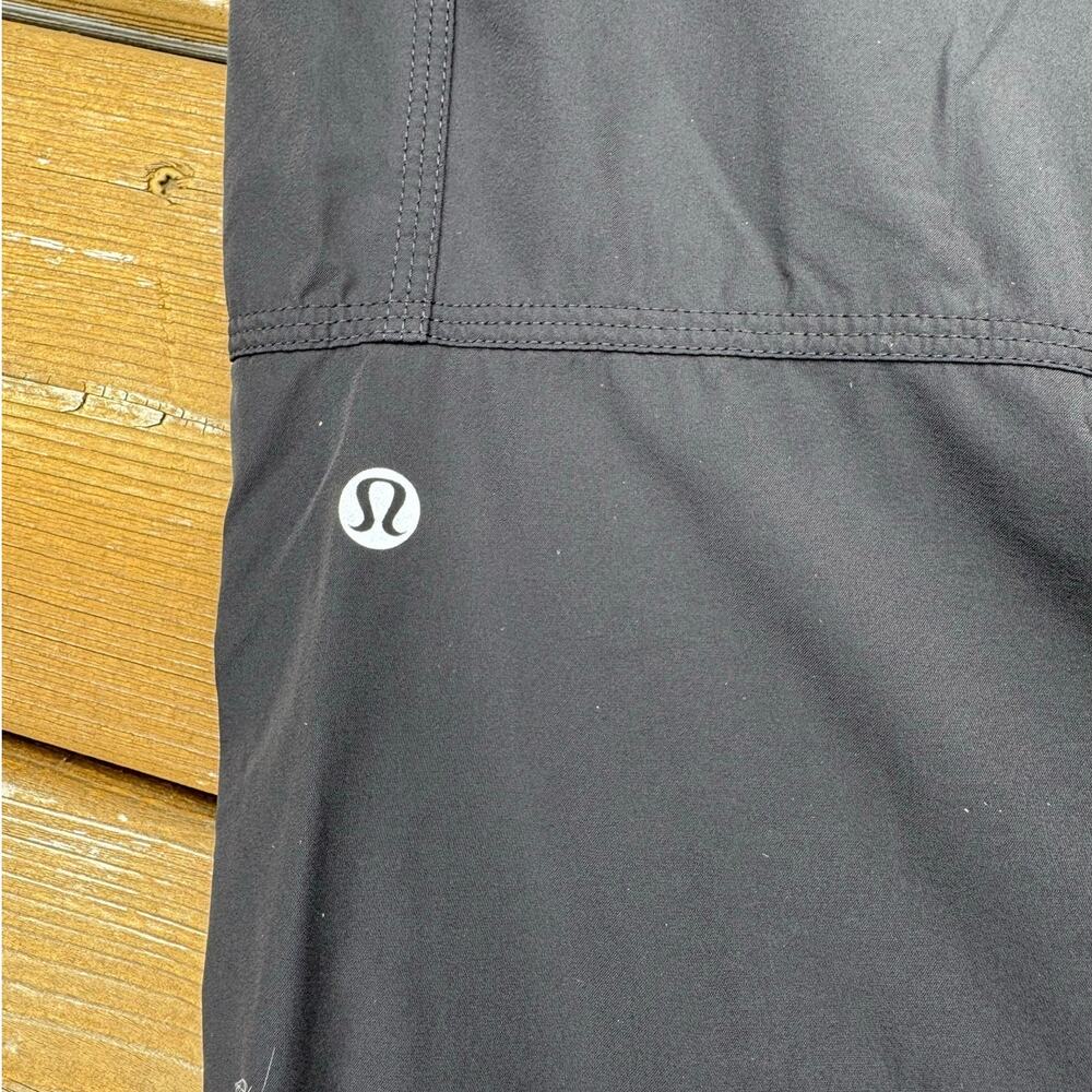 Lululemon Run size 6 RARE DISCONTINUED Dog Runner Lined Pants - Black - Picture 9 of 14